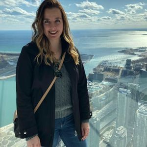 Meet your Posher, Stephanie